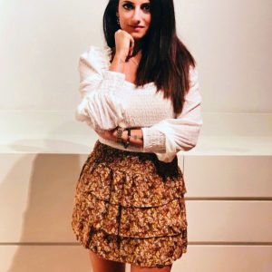 Blusa de gasa con cuerpo fruncido elástico