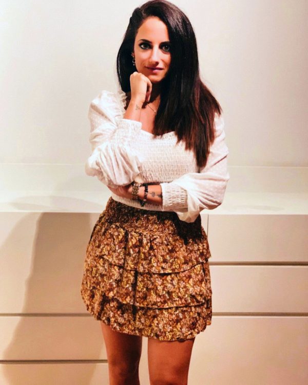 Blusa de gasa con cuerpo fruncido elástico