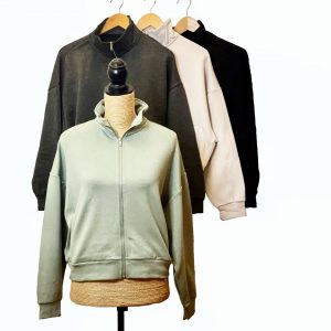 Sudadera de cuello subido y cierre con cremallera