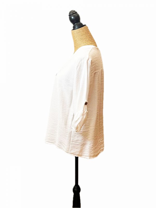 Blusa blanca de cuello pico - Imagen 2