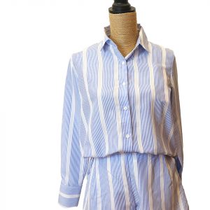 Camisa azul cielo rayas
