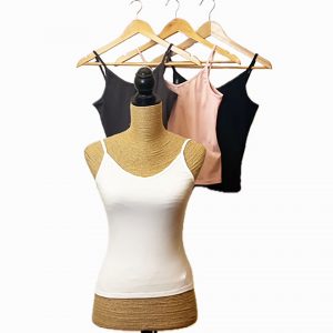 Camiseta de tirante fino y escote de pico