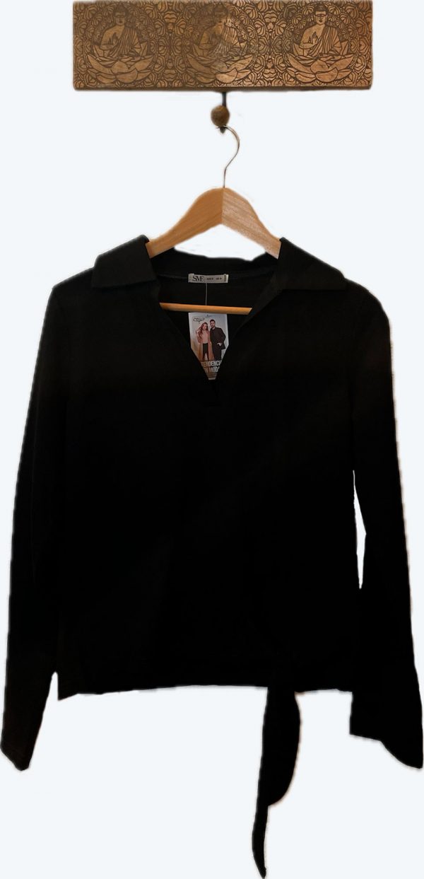Camiseta estilo polo con lazo en el lateral - Imagen 3