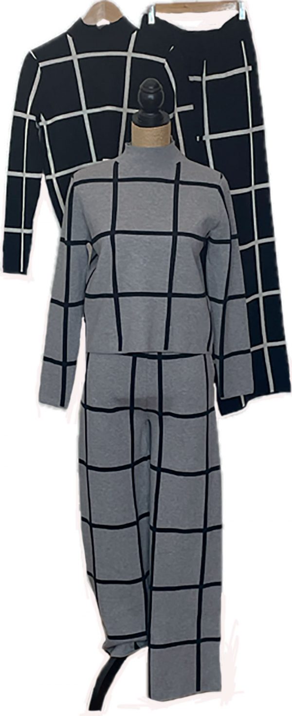 Conjunto jersey y pantalón con rayas negras