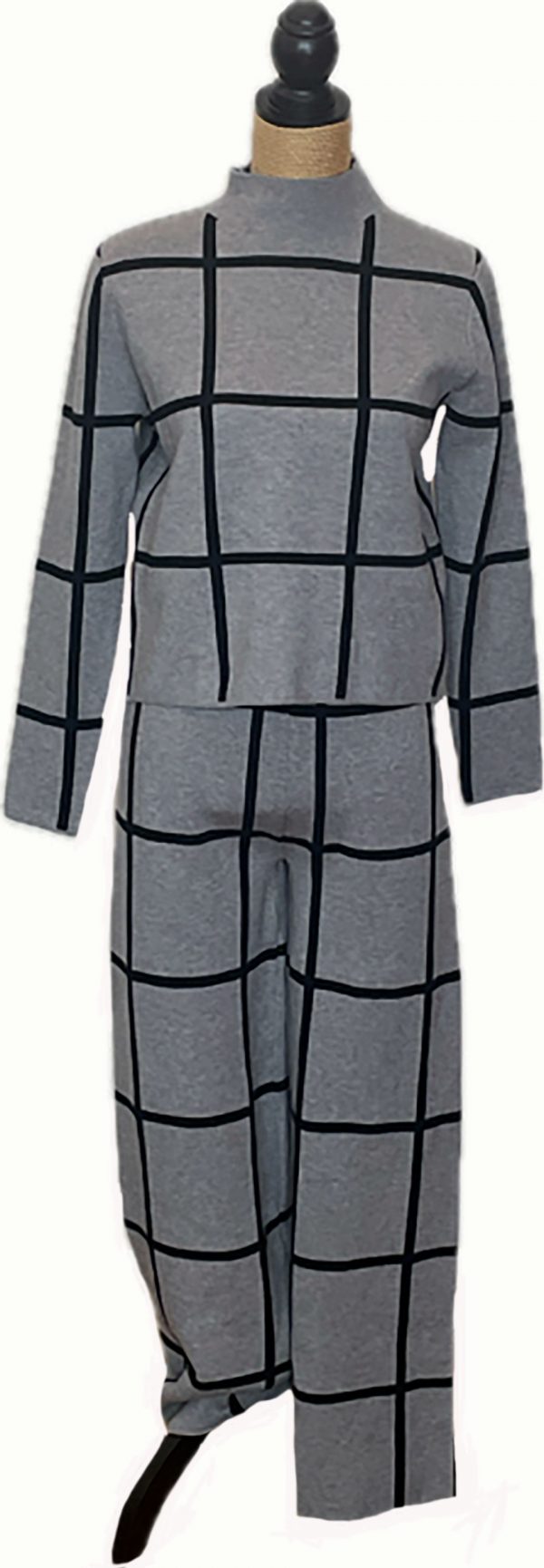 Conjunto jersey y pantalón con rayas negras - Imagen 6