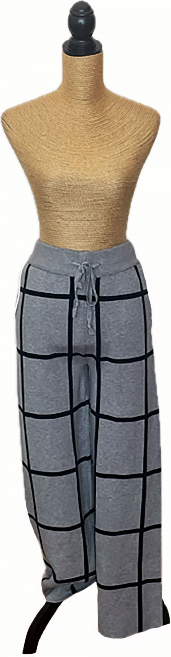 Conjunto jersey y pantalón con rayas negras - Imagen 5